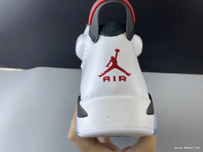 384664-160 6 JORDAN 2014 'CARMINE' RETRO AIR 0824
